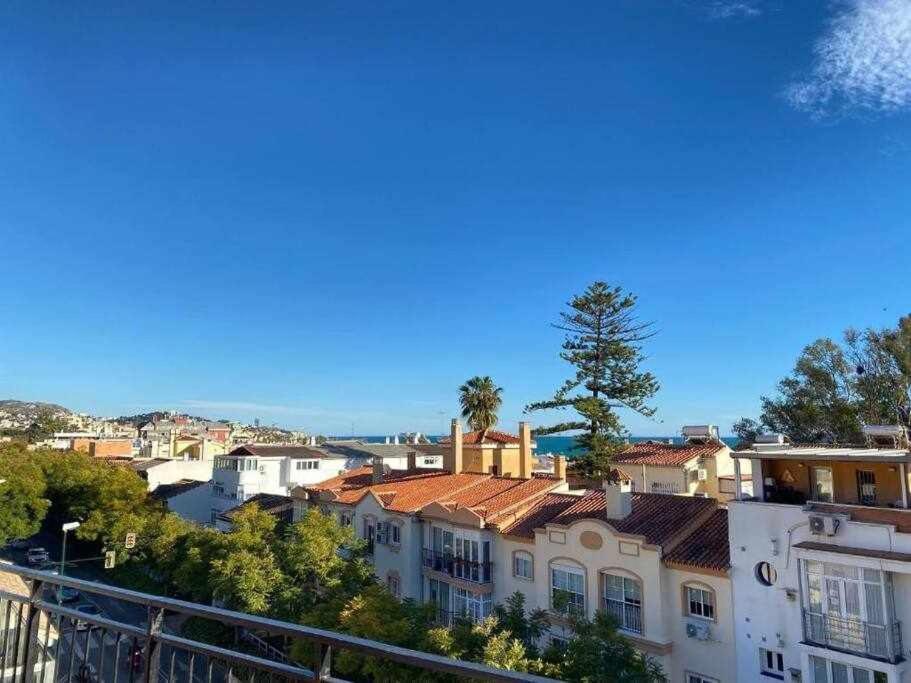 Atico Con Terraza Frente Playa Pedregalejo Apartment Malaga Exterior photo