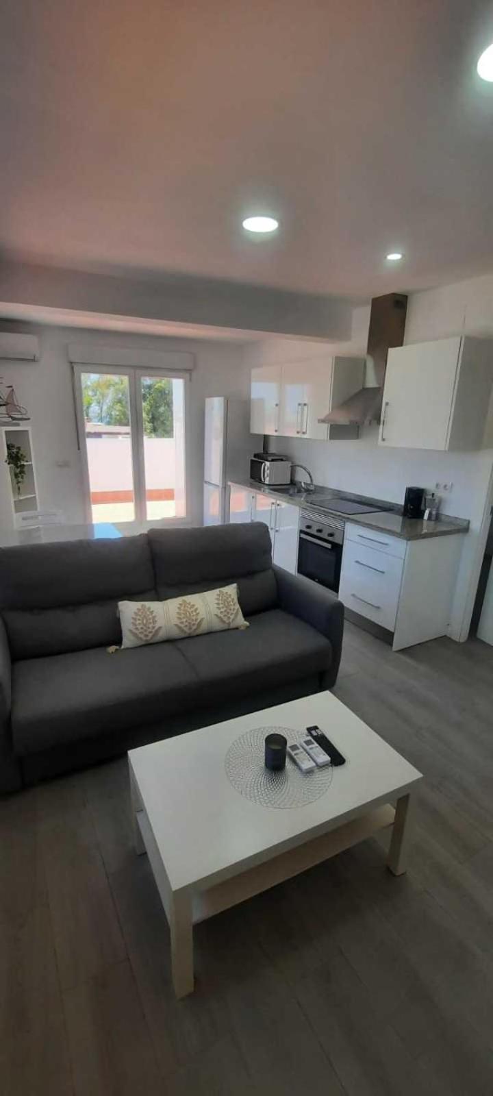 Atico Con Terraza Frente Playa Pedregalejo Apartment Malaga Exterior photo